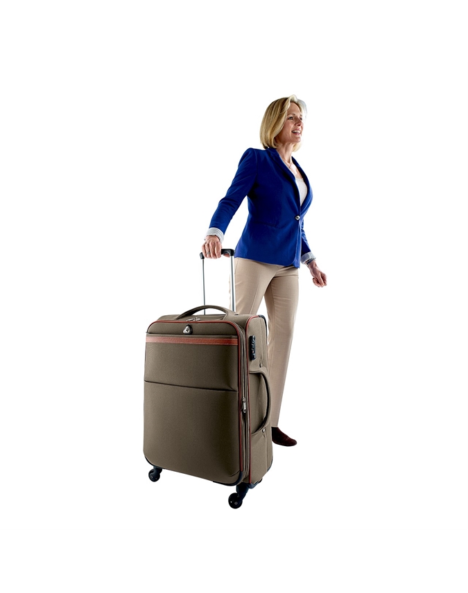 GREY UltraLight Quad Wheeled Suitcase Medium Expert Verdict