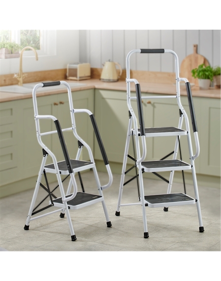 Step Stool with Handrail