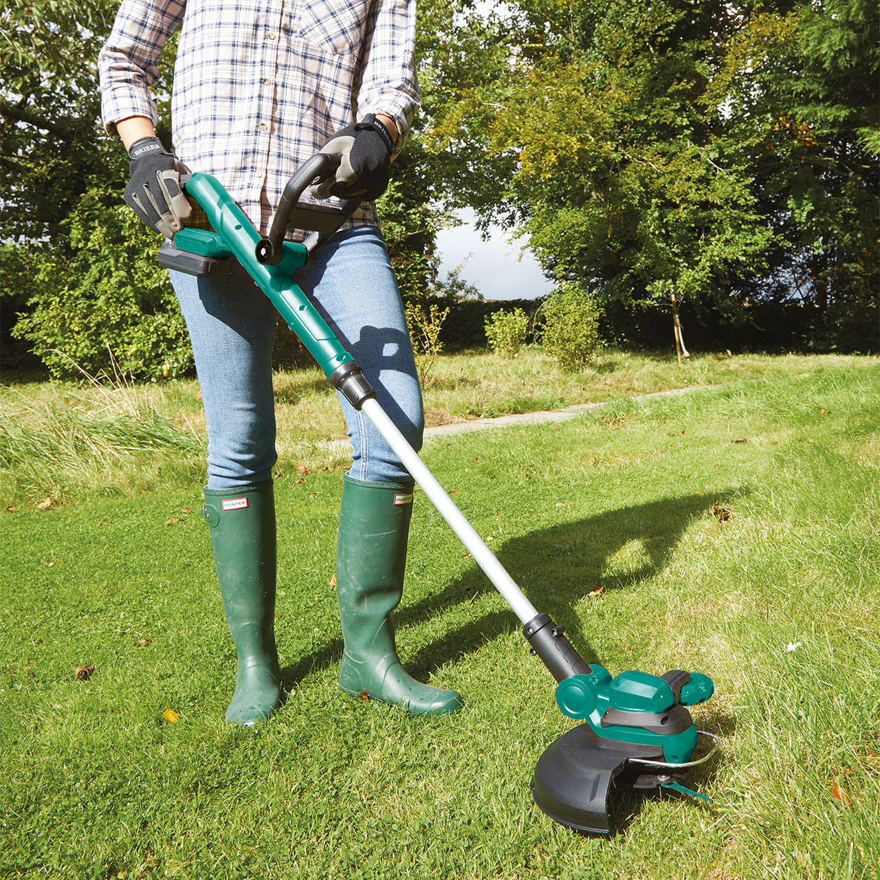 Bergman Interchange Cordless Grass Trimmer with Battery &amp; Charger
