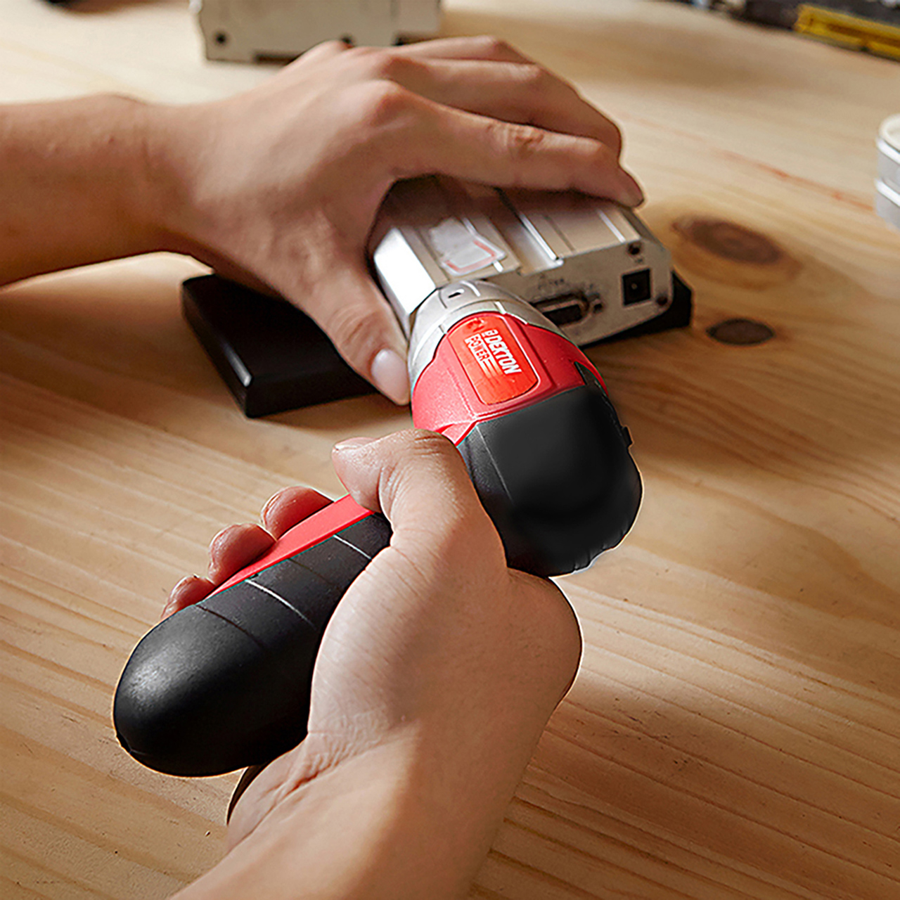 Cordless Rechargeable Screwdriver
