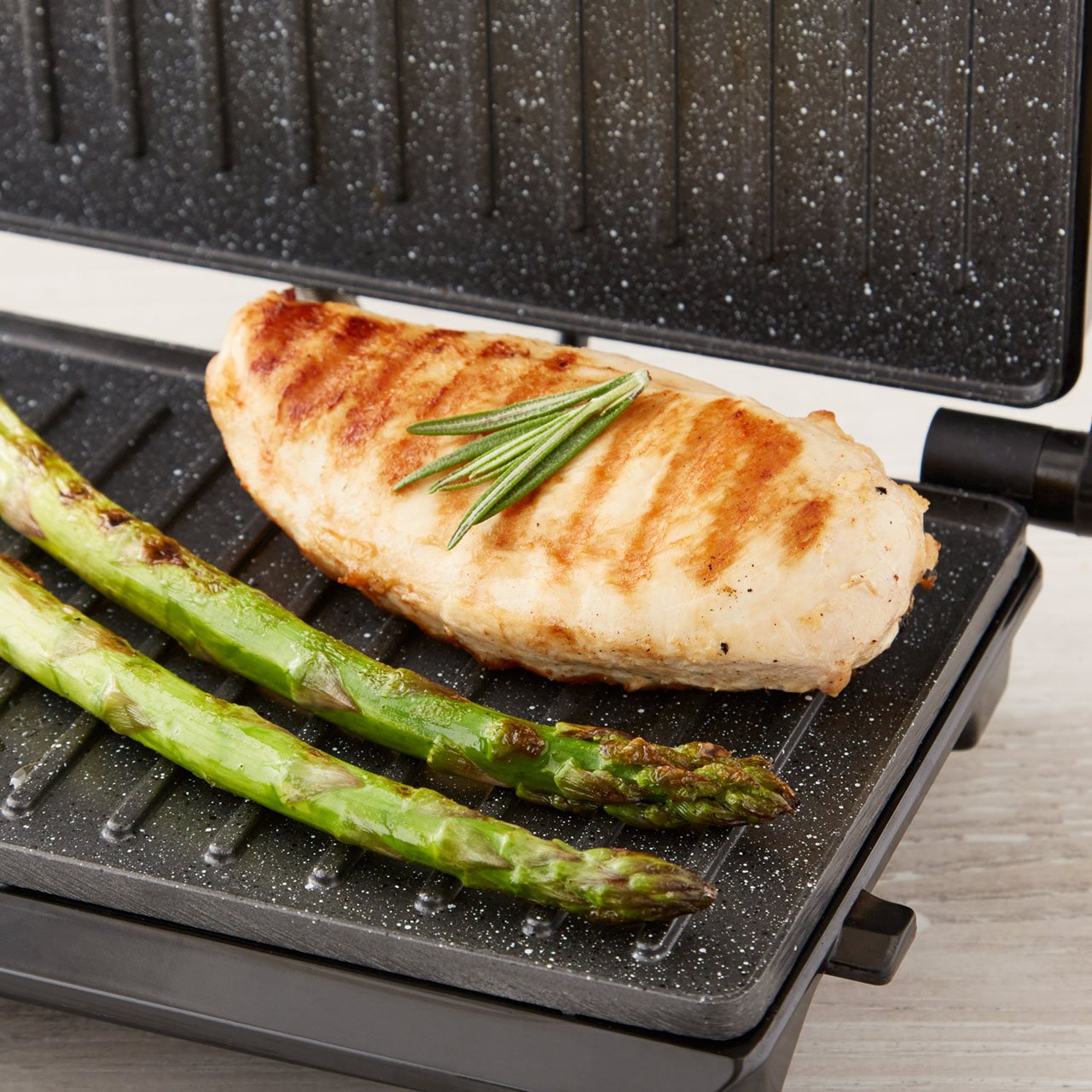 4-Portion Plug-In Grill