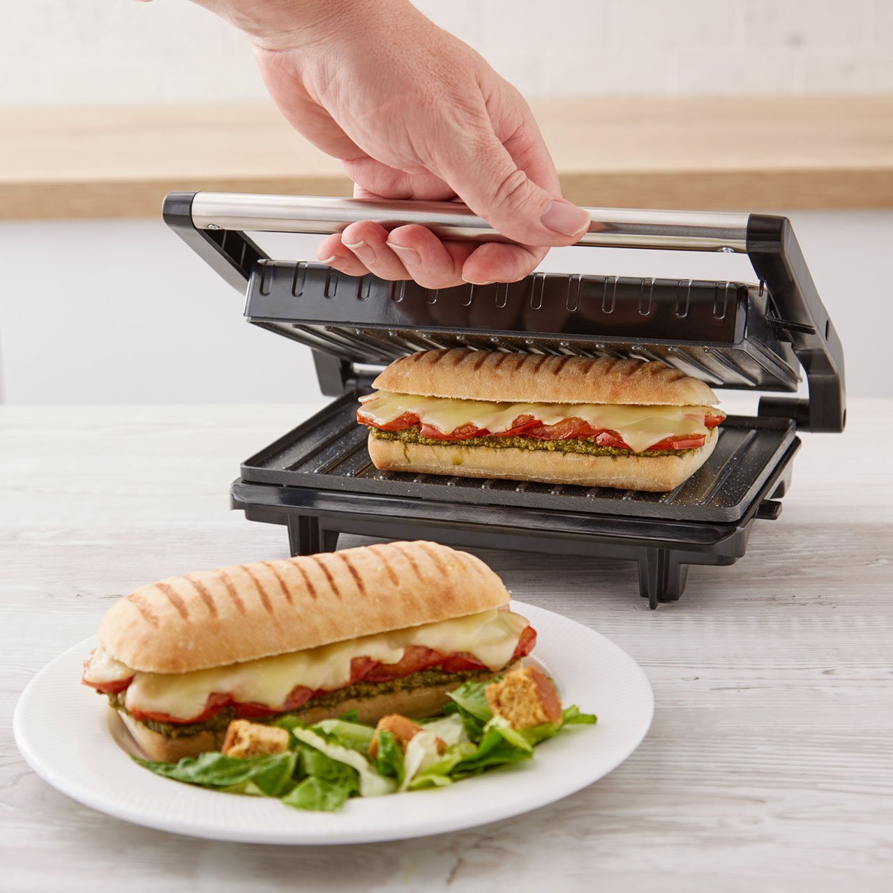 4-Portion Plug-In Grill