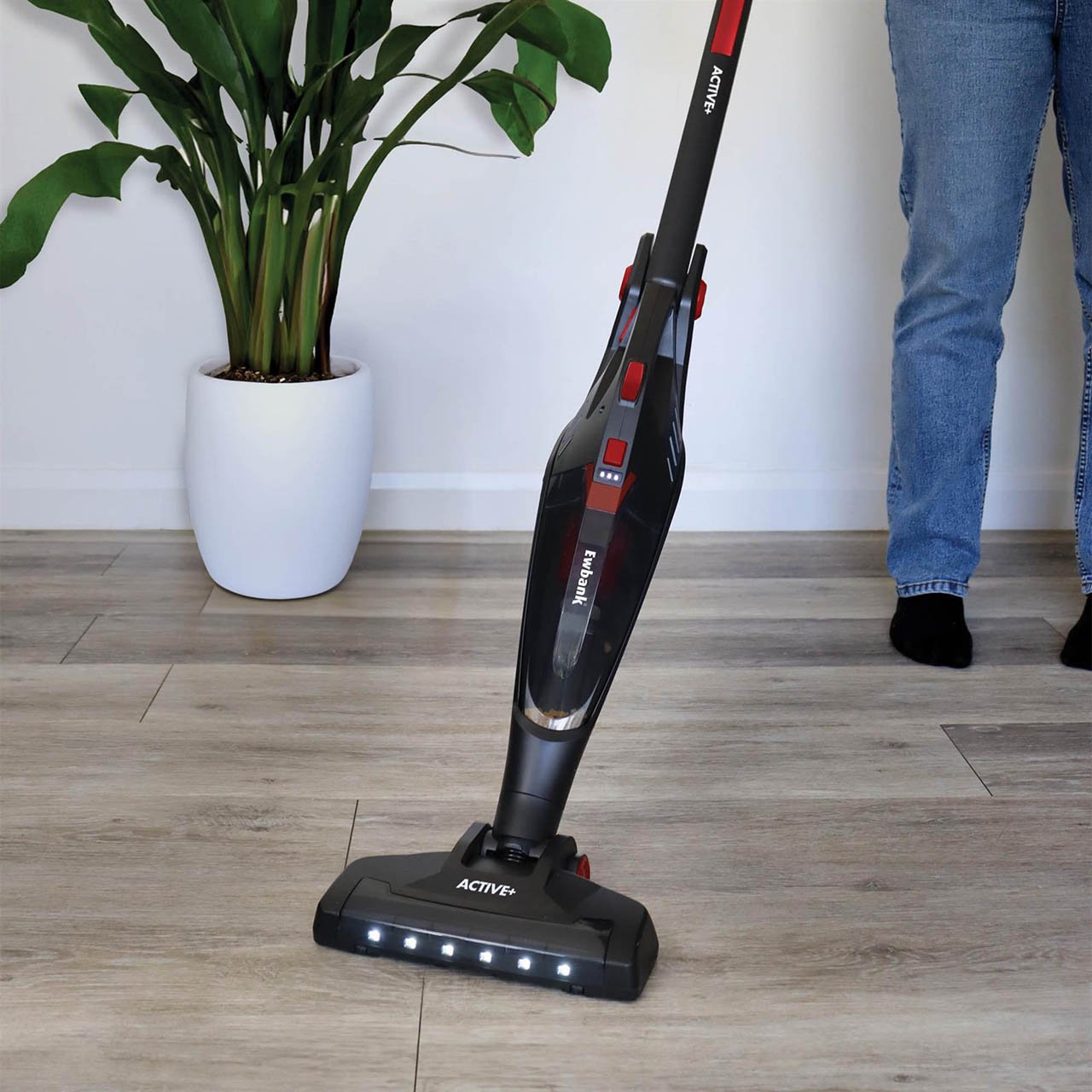 2-in-1 Cordless Stick Vacuum Cleaner