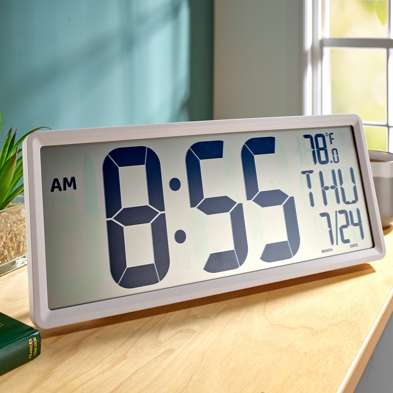 Large Digit LCD Clock
