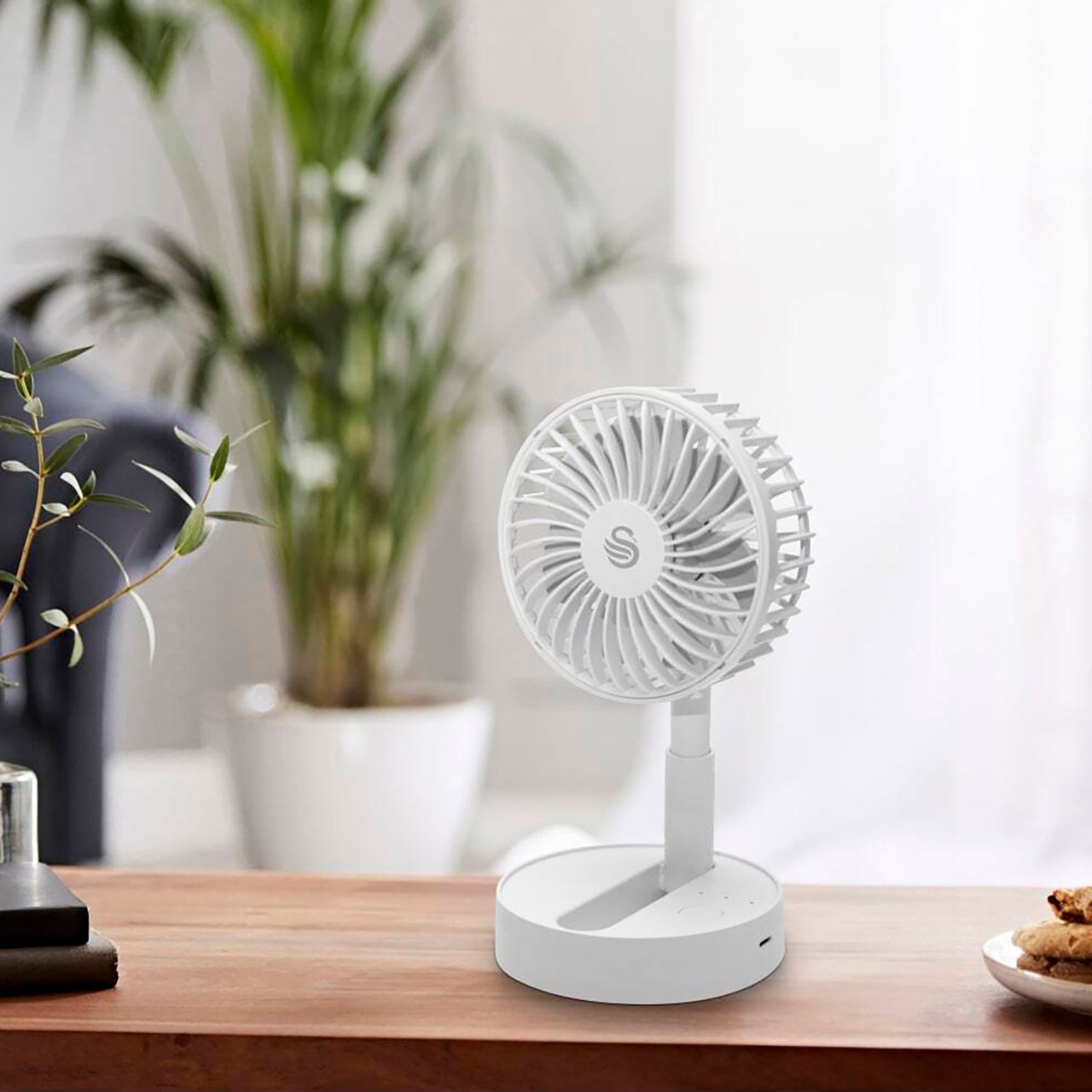 Rechargeable Foldable Fan Compact with 3 Speeds