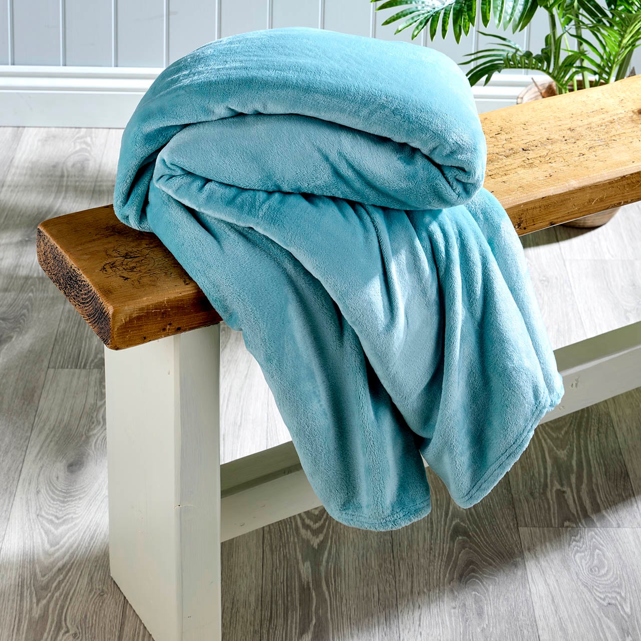 Duck Egg 1.7 Tog Fleece Blanket