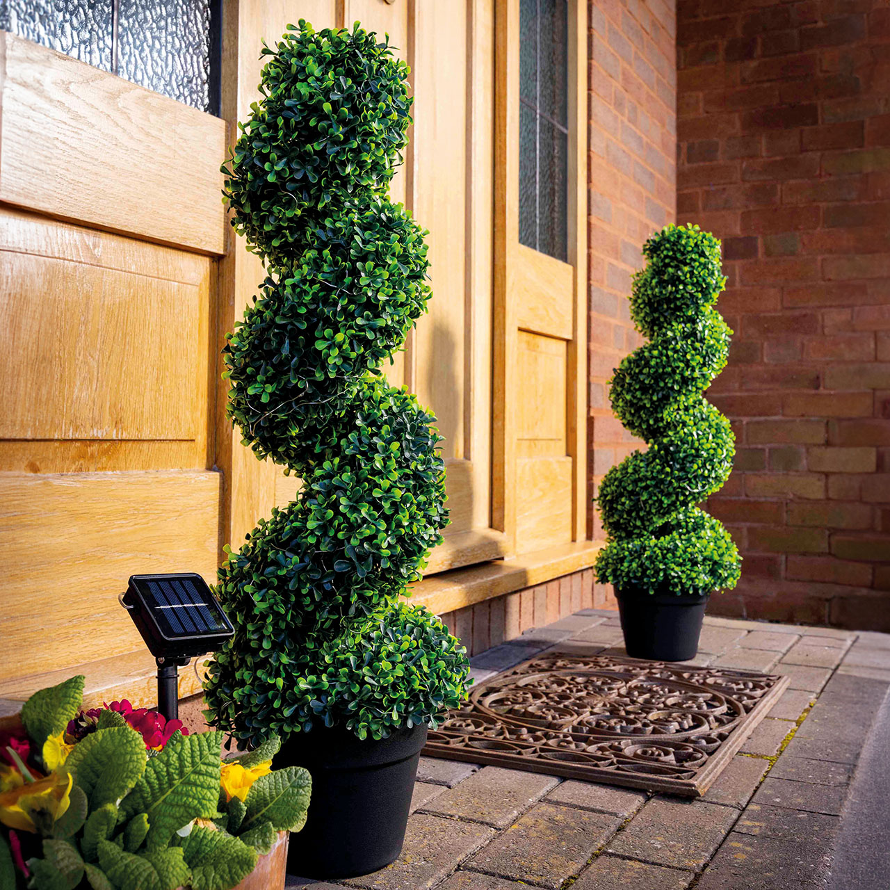 Light up Twist Topiary