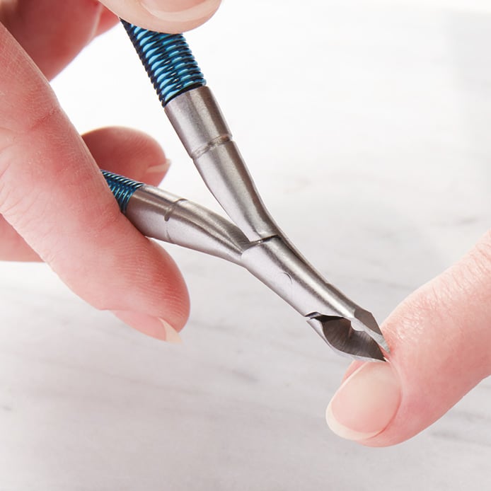 Image of easy grip cuticle cutters